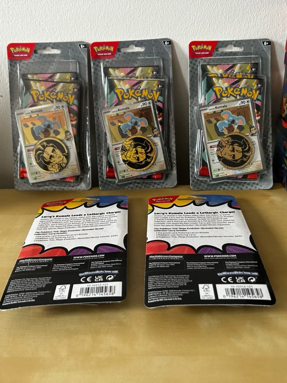 10 Pokémon Larry's Komala Promo Pack‎ - Blue, Gold
